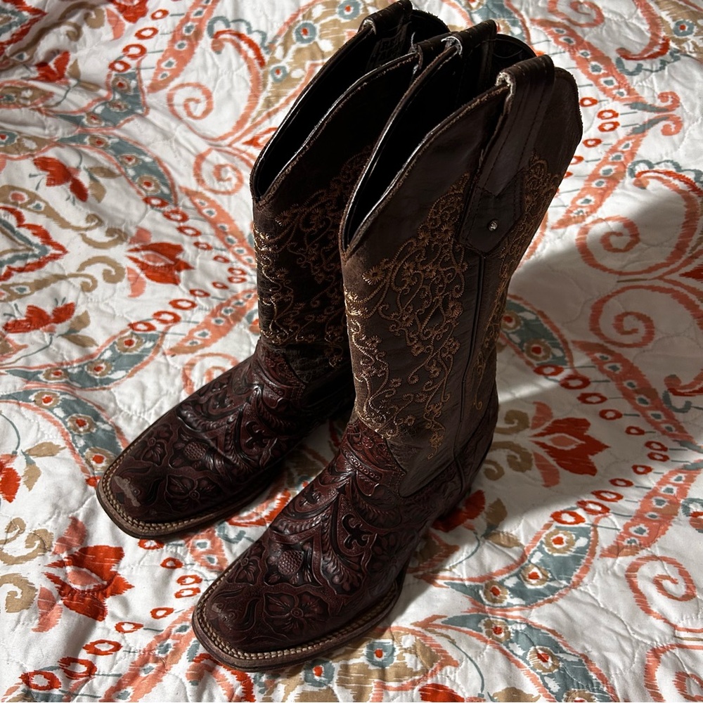 Tooled western cowgirl boots - Picture 6 of 7